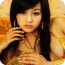 美女偷金块