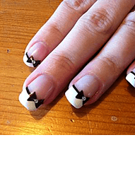 French Manicure Nail Sty...