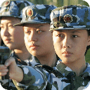 全球美艳女兵风采扫描