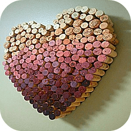 DIY Crafts with Wine Cor...