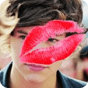 Kiss Harry Styles